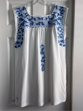 J MARIE™️ Embroidered 'Brynn' Linen Mix Top Size L